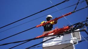 Enel anuncia corte programado de luz para este domingo 31 en cinco comunas de la RM