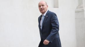 “A veces, con menos recursos se hace más”: ministro Quiroz defiende recorte de 413 mil millones en salud