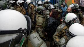 Carabineros da de baja a dos funcionarios por detención ilegal y apremios ilegítimos