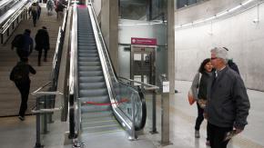 El servicio de taxis gratis que ofrece Metro en caso de fallas en escaleras mecánicas o ascensores: Así se puede activar