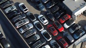 Sernac emite alerta de seguridad por dos vehículos: el motor podría detenerse mientras se conduce