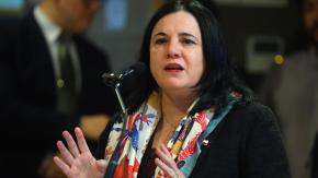 Oposición anuncia interpelación contra ministra Steinert tras controvertida exposición sobre seguridad