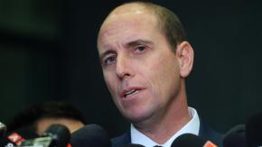 Arrau sobre continuidad de programas de seguridad: "Si alguien pretende refundar las instituciones, está muy equivocado"