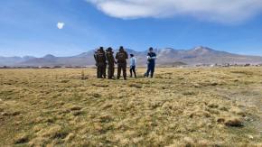 Con miguelitos y corriendo: así intentaban contrabandistas escapar de militares chilenos en Colchane