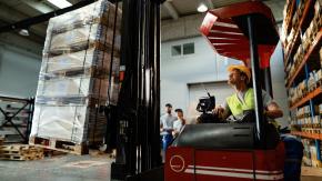 Ofrecen 600 vacantes de trabajos para el Cyber Day: Estos son los cargos y sueldos y AQUÍ puedes postular