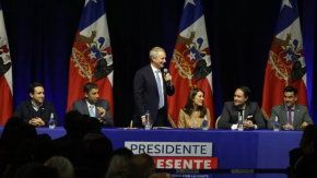 Estilo Uribe: En sus primeros 60 días, Kast ha pasado un tercio en giras en terreno