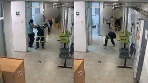 VIDEO | Violentos ataques en dos centros de salud de Valparaíso: funcionario resultó herido tras rotura de vidrio