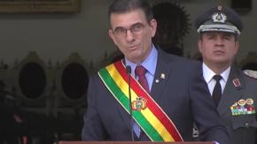 El presidente boliviano Rodrigo Paz reduce su salario a la mitad en medio de protestas y pedidos de renuncia