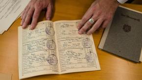 "¿Mi abuelo era nazi?": registros revelados desmontan mitos familiares en Alemania