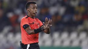 Escándalo: Árbitro africano fue deportado por Estados Unidos a días del Mundial 2026