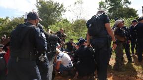Presidenta de Costa Rica es evacuada de emergencia tras ruido de explosión en zona minera 