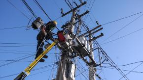 Enel anuncia corte programado de luz para este sábado 6 en siete comunas de la RM