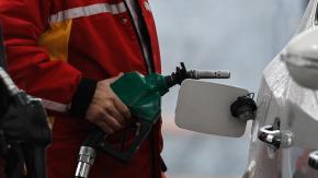 Tras acuerdo entre Irán y EE.UU: Experto explica si los combustibles podrían volver al precio que había antes de la guerra