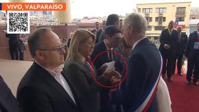 Cuenta Pública: Diputada y hermana de Franco Parisi le entregó carta al Presidente Kast en pleno saludo