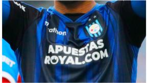 "Está con riesgo vital": Piden cadena de oración por jugador de Huachipato que sufrió accidente automovilístico