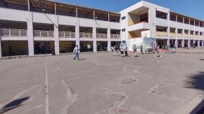 Alumno de 14 años agredió a profesor con arma de fogueo en liceo de Quinta Normal