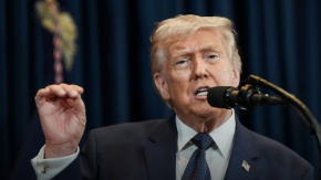 Trump asegura que acuerdo con Irán se firmará el domingo y promete abrir Ormuz