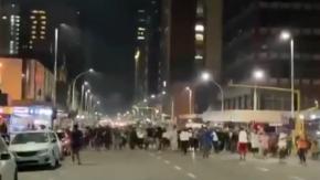 Lo más visto del Mundo Mundial: en pijama y bata celebraron en Sudáfrica su clasificación
