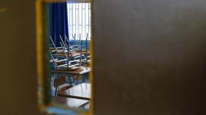Suspenden clases este jueves y viernes por efectos del sistema frontal: revisa en qué comunas regirá la medida