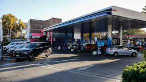 Tiembla el bolsillo: Bencinas volverían a subir cerca de $30