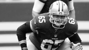 "Un momento increíblemente difícil": Familia de campeón del Super Bowl confirma su muerte por suicidio