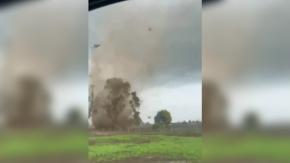 Reportan al menos tres tornados en la región de Ñuble durante la tarde de este lunes: mira los registros 