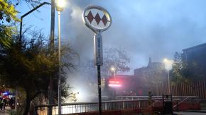 Metro informa cambio en ruta expresa tras incendio en estación Santa Isabel: Revisa el estado de la red