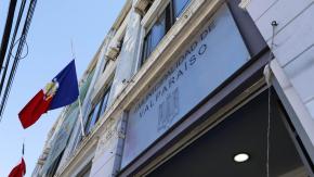 Contraloría suspende a directora jurídica de Valparaíso por no responder requerimientos de información
