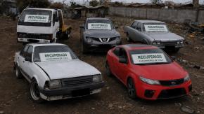 Detienen a hombre con arresto domiciliario y recuperan cinco vehículos robados en San Bernardo Detienen a hombre con arresto domiciliario y recuperan cinco vehículos robados en San Bernardo
