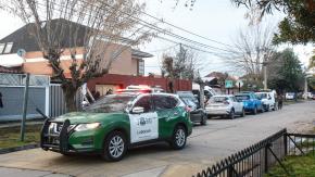 "El papá me dijo que 'lo mataron en vida'": El relato de vecino de joven asesinado en su casa en Huechuraba
