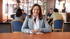 "Me enteré por la prensa": Programa de Mónica Pérez en T13 En Vivo ya tiene fecha y hora de estreno