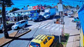 VIDEO | Camión sin frenos provoca grave accidente en Cartagena: hay 13 personas lesionadas