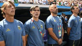 VIDEO | No lo captó la TV: Ayudante de Scaloni golpeó en la cara a futbolista de España tras perder final con Argentina VIDEO | No lo captó la TV: Ayudante de Scaloni golpeó en la cara a futbolista de España tras perder final con Argentina
