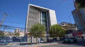 Detienen a dos personas tras violento enfrentamiento en Juzgado de Garantía de Viña del Mar: uno tenía un destornillador