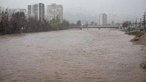 Activan alerta SAE por crecida del estero Marga Marga en Viña del Mar: Senapred llama a evitar sector de la ribera