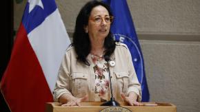 Senadora Sepúlveda insta al gobierno a sacar "de la banca" a los ministros "más importantes y que saben de política"
