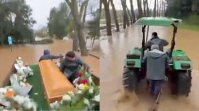 Cementerio en Concepción se desbordó por lluvias: féretro debió ser llevado en un tractor