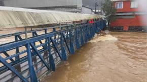 Emiten alerta para evacuar la ribera del río Curanilahue por crecida