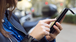 "Teléfono robado, teléfono bloqueado": Así puedes proteger tu información en caso de que te quiten el celular