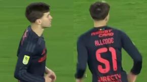 El amistoso poco serio de Colo-Colo: Jugador debutó con otro nombre y árbitro no expulsó a Rojas por doble amarilla