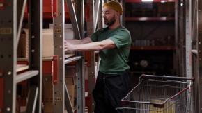 Abren más de 1.000 puestos laborales por Black Friday: sueldos se acercan al millón según el cargo y AQUÍ puedes postular