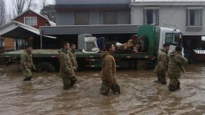 Vecinos de Angol pedían evacuación en transmisión en vivo de autoridades mientras se inundaban: alerta SAE llegó 3 horas después