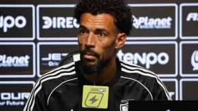 "Conozco a Salas, Zamorano y "Mago" Valdivia": Las frases de Vozinha en su presentación por Colo-Colo