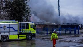 Incendio en empresa química de Quilicura: Minsal anuncia sumario sanitario y solicitará cierre de la planta