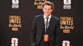 Tras salida de Bielsa: Diego Forlán es oficializado como nuevo entrenador de la selección de Uruguay