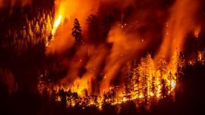 Más de 20 mil evacuados: Canadá en alerta por gigantes incendios