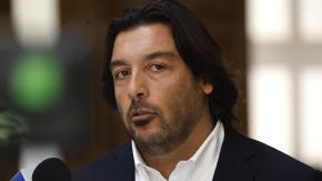 "Reality" y "similar a Bukele": Diputado Leiva (PS) cuestiona transmisión en vivo del Gobierno con traslado de reos a Talca