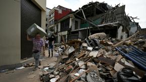 Aumentan a 294 los muertos por terremoto en Colombia