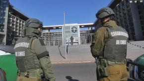 Por entregar información a narcotraficantes y por allanamiento ilegal: Dos excarabineros de La Granja quedan en prisión preventiva