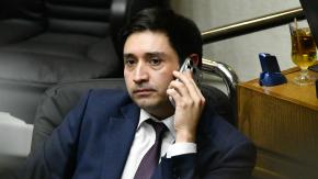 "No tengo ninguna participación en los hechos": La defensa del senador Calisto por diligencias de la PDI en caso Junaeb